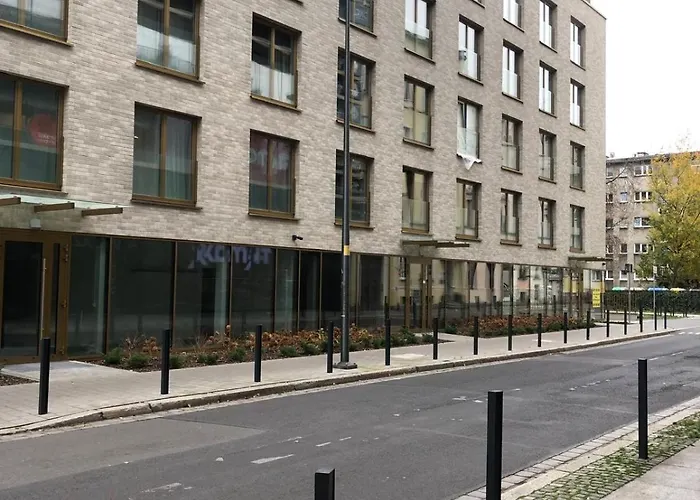 Montana Easy Center * ורוצלב